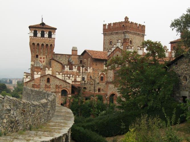 Comunita' Ospitali Bidrino Bed and Breakfast Borgofranco d'Ivrea Buitenkant foto